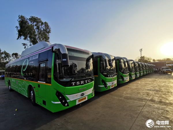 巨頭入場“擠泡沫”!日媒:中國電動車市場面臨大洗牌