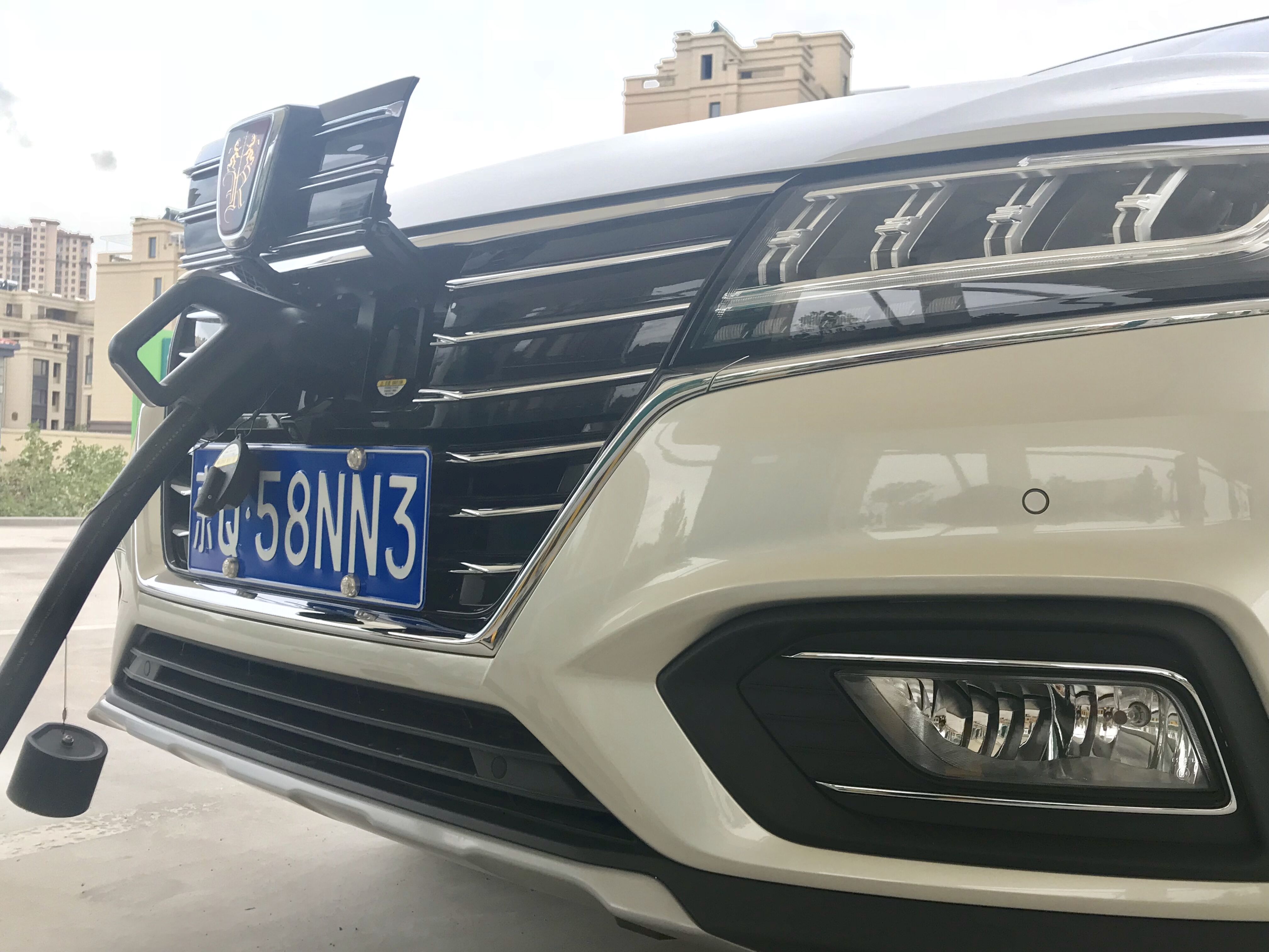 上汽榮威純電動車