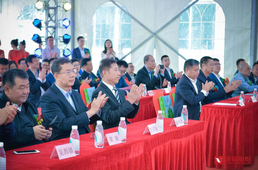 氫芯科技 雄韜氫雄全自動化、智能化氫燃料電池電堆產(chǎn)線投產(chǎn) 氫芯科技 雄韜氫雄全自動化、智能化氫燃料電池電堆產(chǎn)線投產(chǎn)
