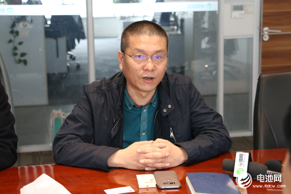 中國電池新能源產(chǎn)業(yè)鏈調(diào)研團一行與中科華聯(lián)相關(guān)領(lǐng)導交流、座談