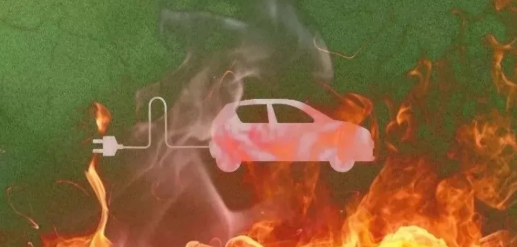 每至夏日起火事故高發 電動汽車究竟有無“退燒藥”? 每至夏日起火事故高發 電動汽車究竟有無“退燒藥”?