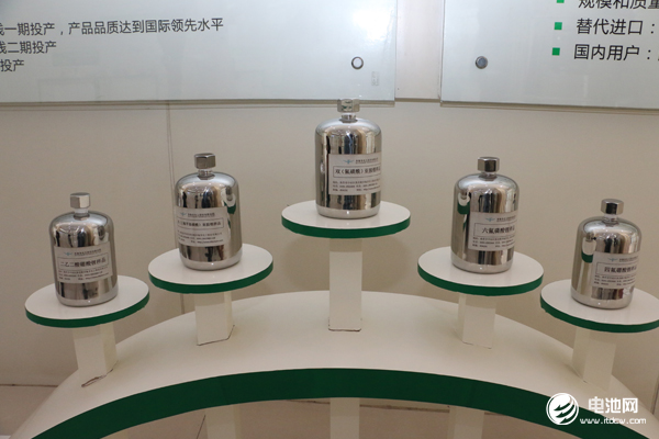 多氟多：六氟磷酸鋰目前價(jià)格約11萬(wàn)元/噸 今年公司將新增5000噸產(chǎn)能