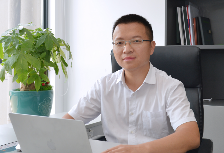 湖南镕鋰新材料科技有限公司 總經(jīng)理 王雙才