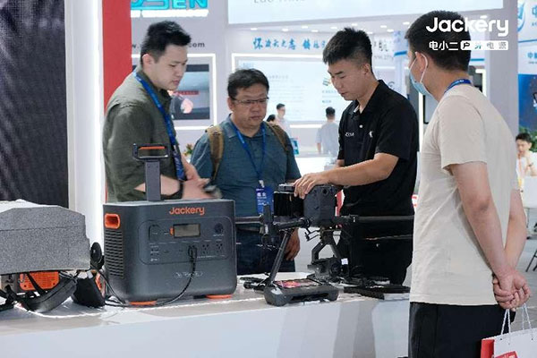 安防應急新力量！華寶新能SG 2000 Plus亮相中國國際國防電子展