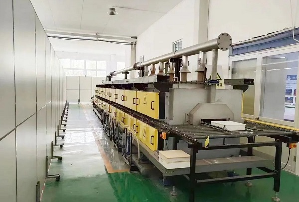 固態(tài)電池關鍵材料企業(yè)完成融資 千噸級產(chǎn)線預計明年建成
