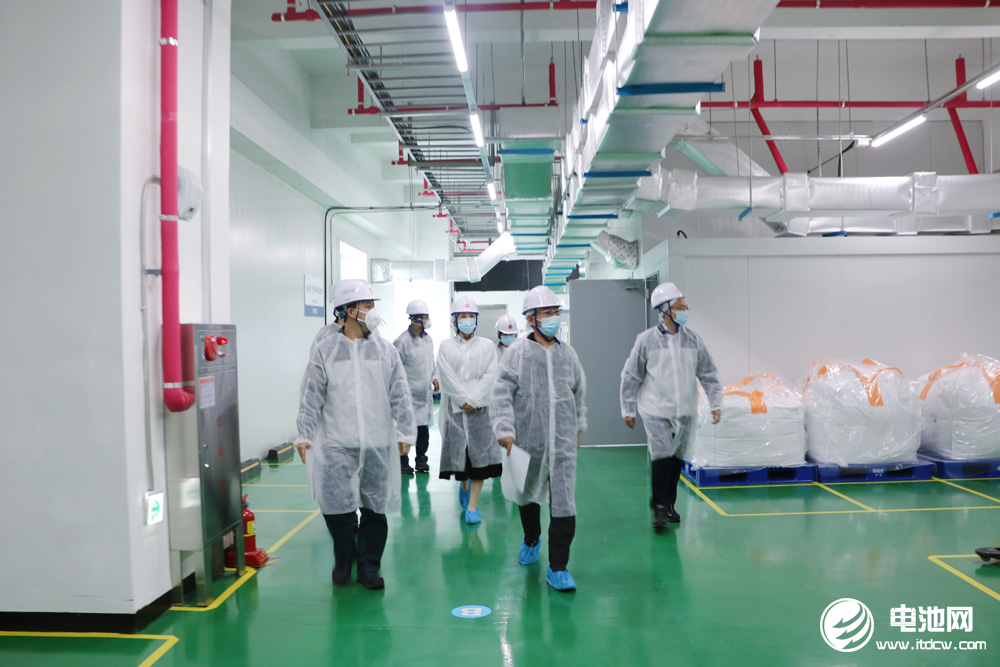 中國電池新能源產業鏈調研團一行到訪容百科技韓國總部/忠州基地