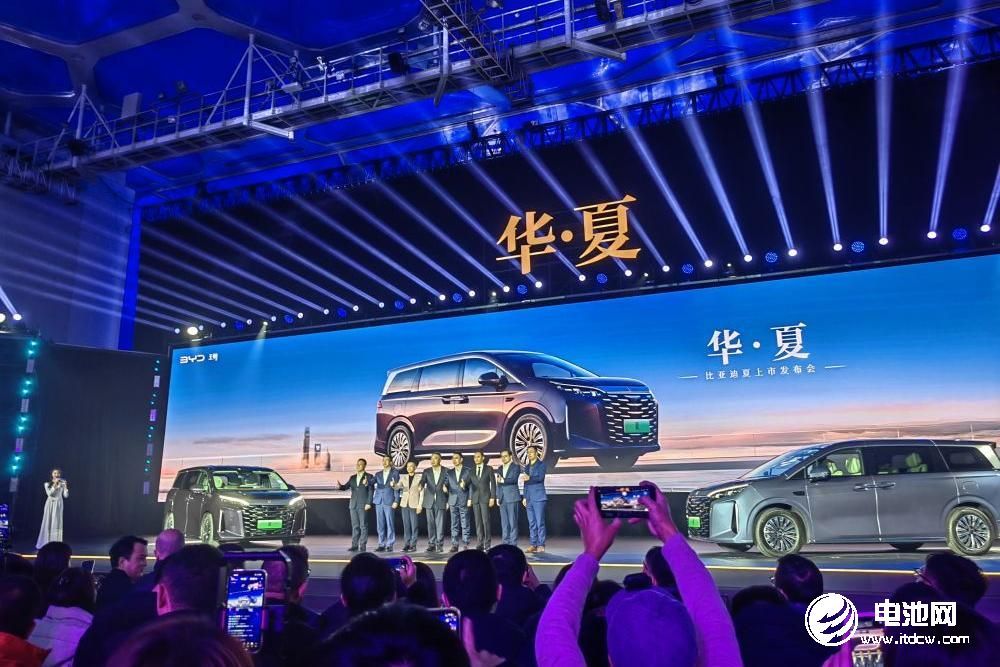 直擊傳統(tǒng)MPV痛點(diǎn)！比亞迪打響2025年價值戰(zhàn)第一炮